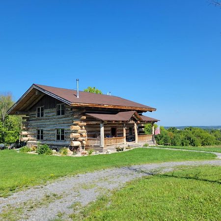 Firefly Creek Lodge Livonia Exterior foto